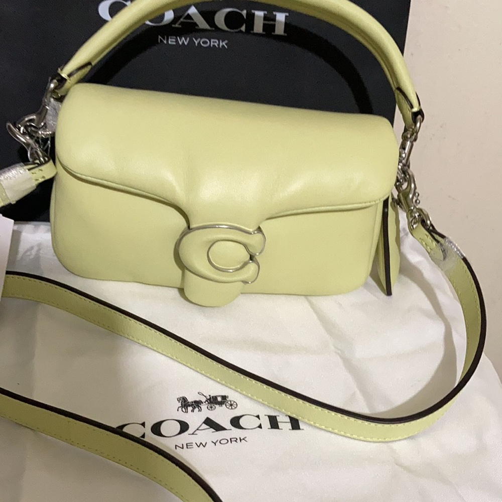 Coach Tabby shoulder bag 18 in Pale lime pillow leather - Picture 3 of 15